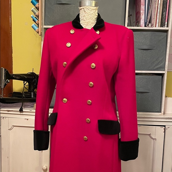 Dior Cherry Red and Black Trench Coat - Picture 5 of 9